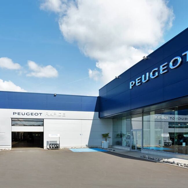 Concession Peugeot - GP Auto mobile Bâtiments pour concessions automobiles en structure métalliques